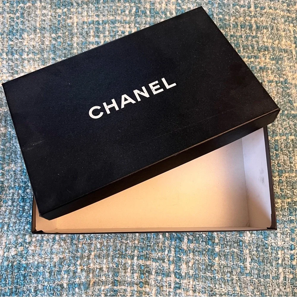 CHANEL Vintage Empty Shoe Box